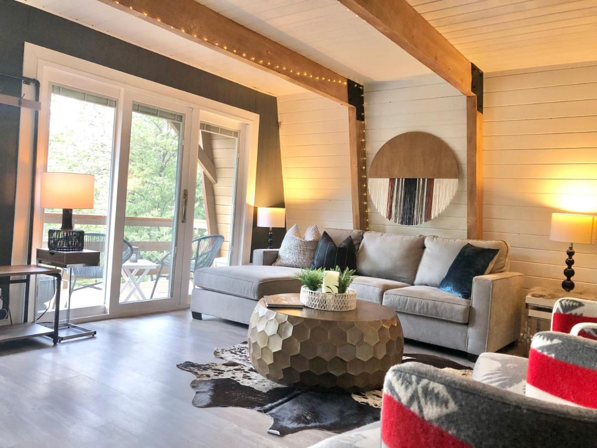 Maison Solange-Red Barn Farmhouse Style- Moonridge Біг-Беар-Сіті Екстер'єр фото