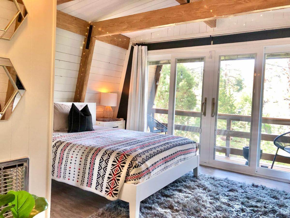 Maison Solange-Red Barn Farmhouse Style- Moonridge Біг-Беар-Сіті Екстер'єр фото